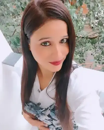 Call Girls in Sadar Hills